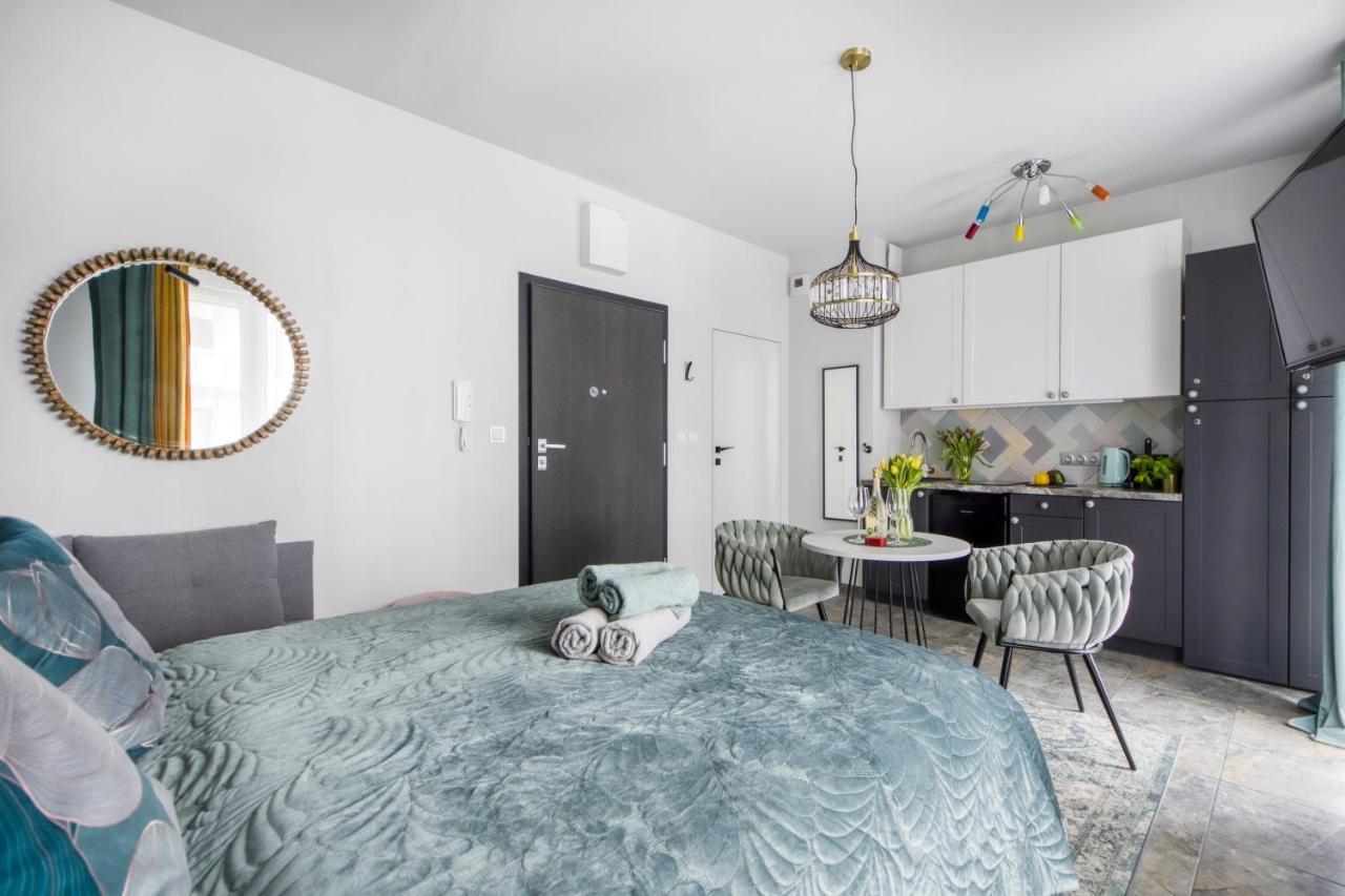 Apartamenty Metropark Krzemieniecka-Lux Varsovia Exterior foto