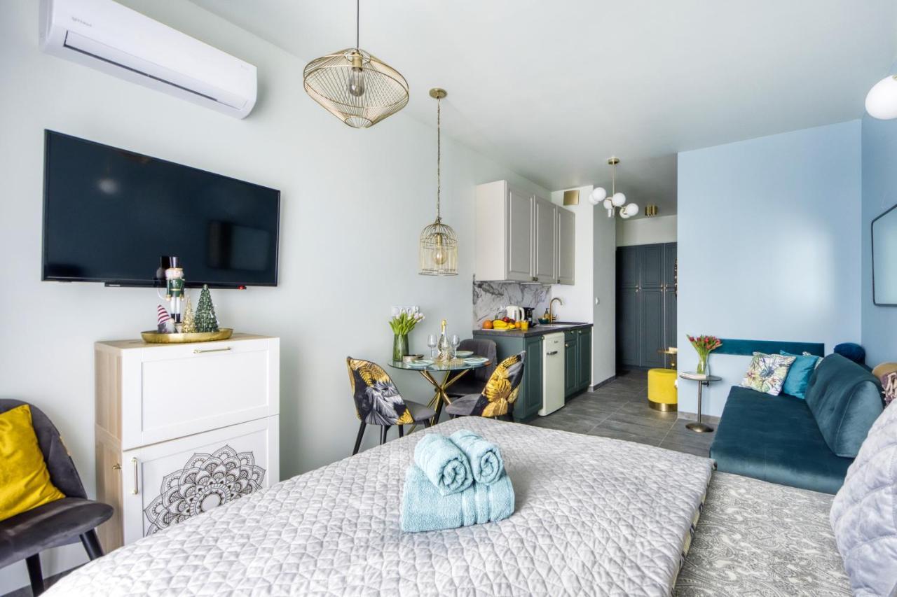 Apartamenty Metropark Krzemieniecka-Lux Varsovia Exterior foto
